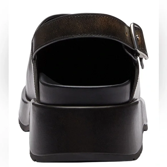 NWT COACH
Women's Sculpted C Loved Leather
Platform Clogs - Picture 5 of 16